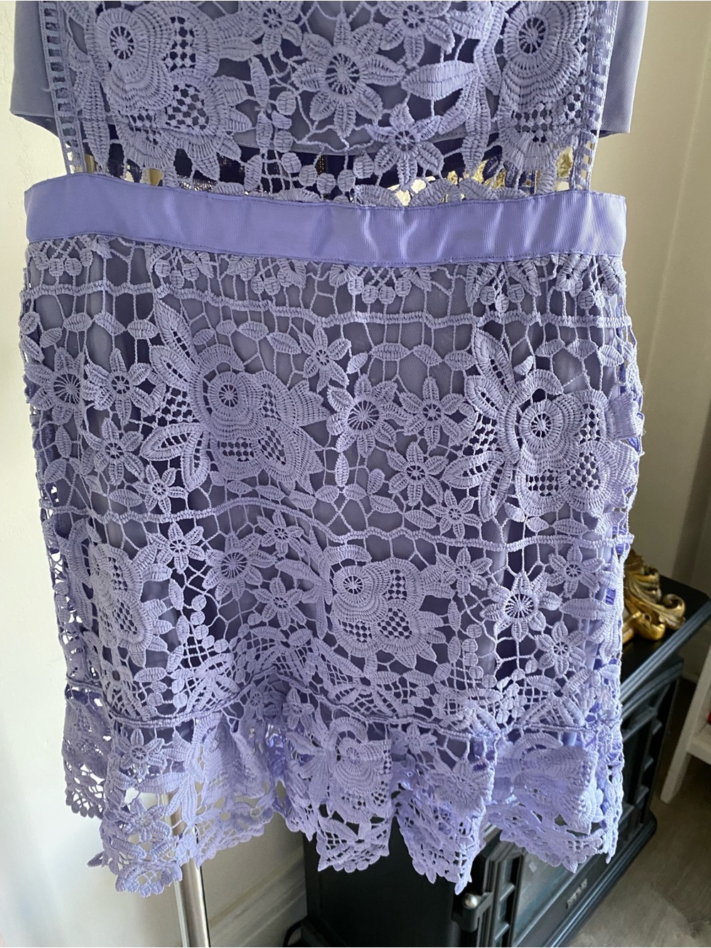 ROMEO & JULIET COUTURE LILAC LACE DRESS - Picture 6 of 13